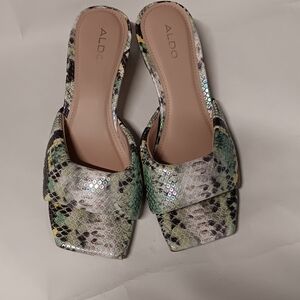 Aldo scale green block heels